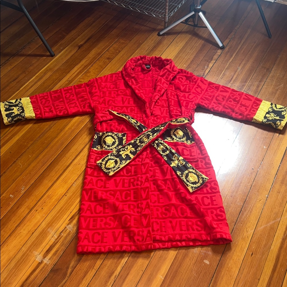 I Baroque Bathrobe - Versace - image 1